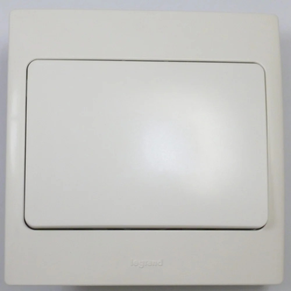 Legrand - 281050 - Mallia Single pole switch - 1 gang - 1 way - 20AX - White
