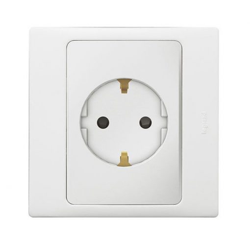 Legrand - 281125 - Mallia German standard 1-Gang socket White.
