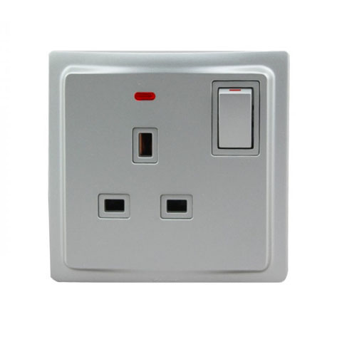 Legrand - 281318 - Mallia™ Double Pole socket outlet British Standard Switched 13A 250V RED LED 1-Gang Silver.