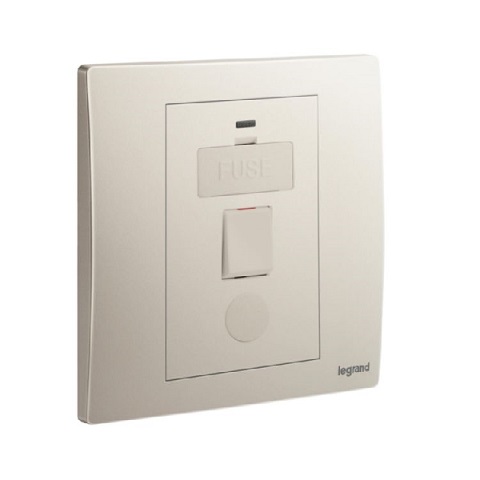 Legrand - 281541 - Mallia™ 13A 250V fused connection unit Switched Champagne.