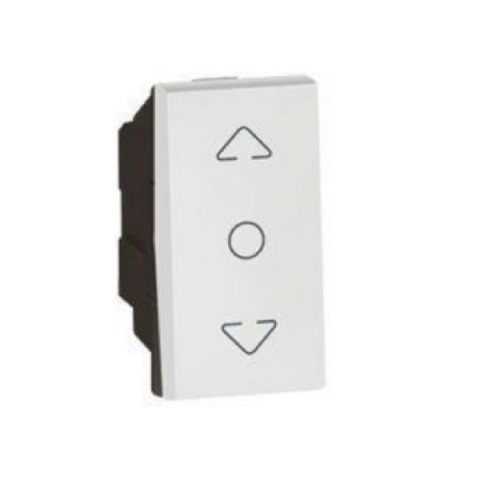 Legrand - 572201 - Arteor™ Curtain switch centre retract 1 module White.