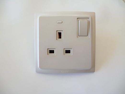 Legrand - 734235 - Mallia Cu 13A 1Gang DP Switch Socket No F/o - power indicator.