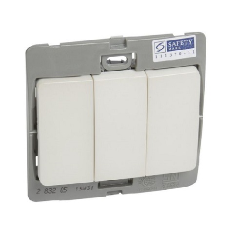 [283205] Legrand - 283205 - Mallia™ Single pole switch 3-Gang 2-Way 10A Pearl.