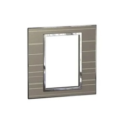 [576182] Legrand - 576182 - Arteor™ Plate British Standard Square 3 Module 1-Gang Graphic Formal.