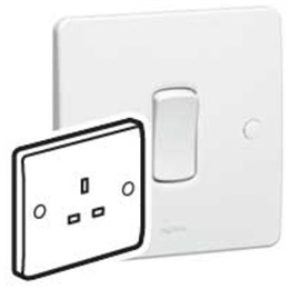 [730065] Legrand - 730065 - Socket 1G Unswitched 13A White