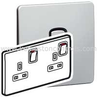 [731070] Legrand - 731070 - Skt Outlet 13A Swt 2 Gang Dp Twin