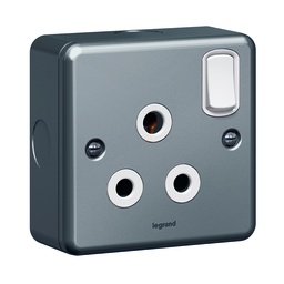 [733889] Legrand - 733889 - Synergy™ Socket outlet 1-Gang switched 15A 250V Metalclad.